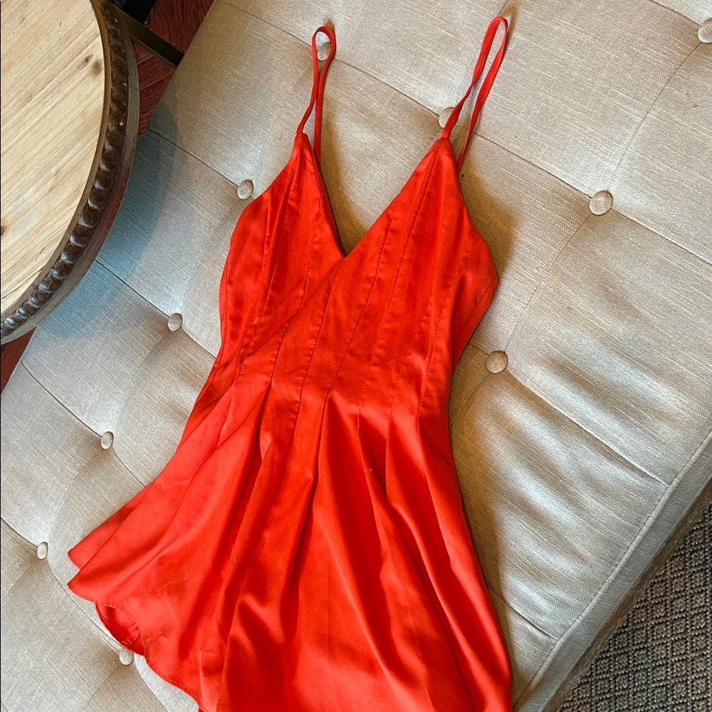 Rumor Boutique Orange Pleated Romper Size Small - Picture 5 of 14